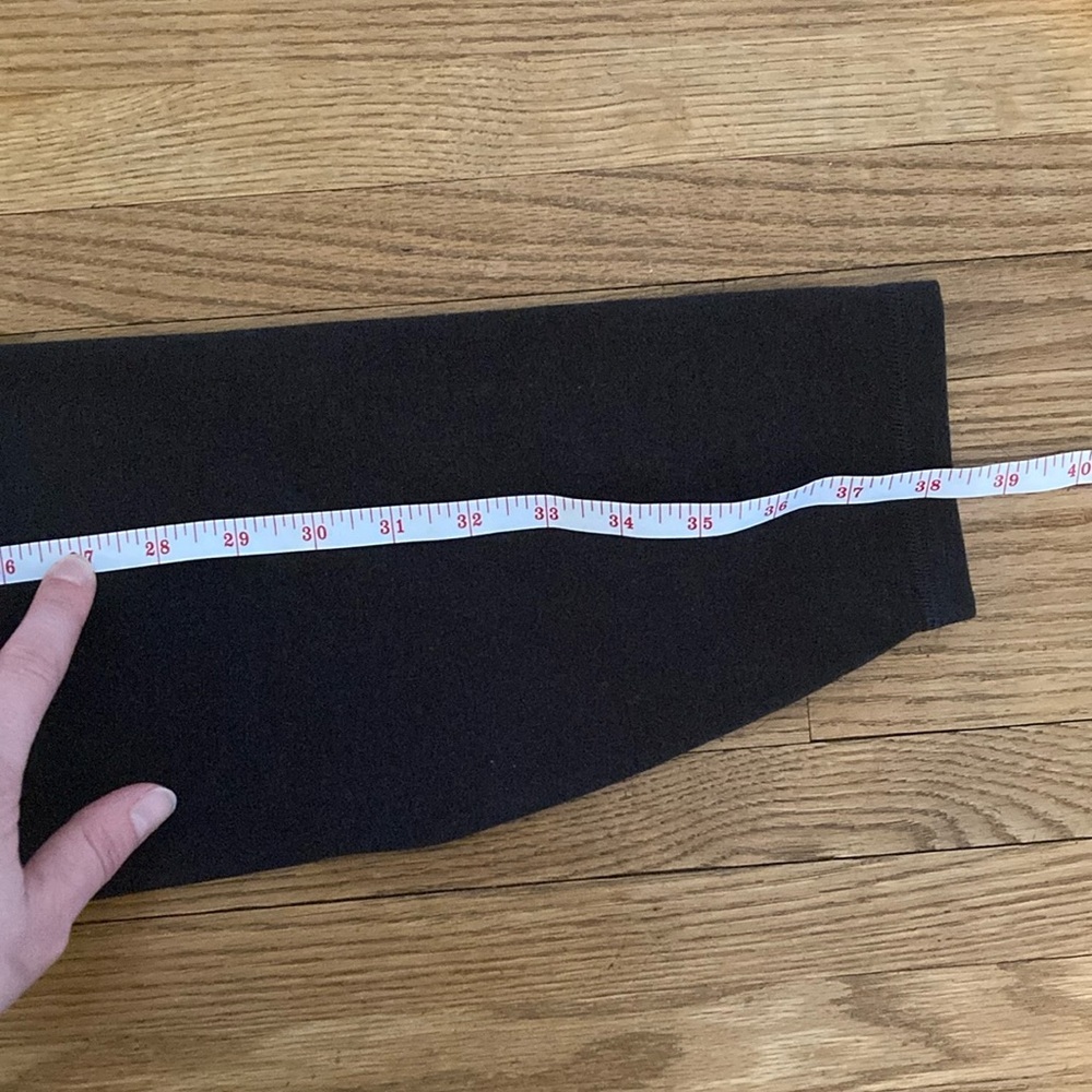 Old Navy Maternity Black Full-Length Leggings with Supportive Waistband - Picture 7 of 9